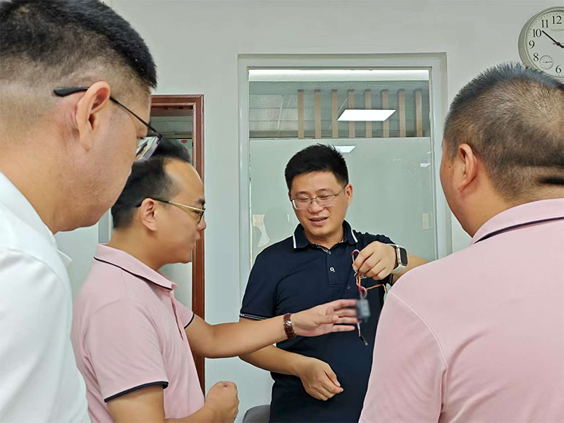 华府兄弟工程师