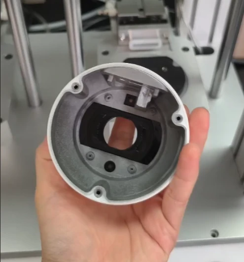 摄像头前盖背面